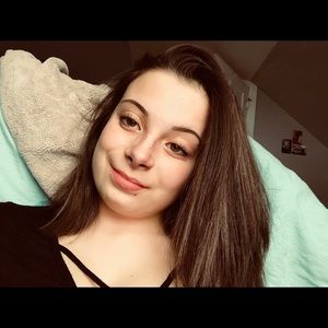 Meet your Posher, Kaylee